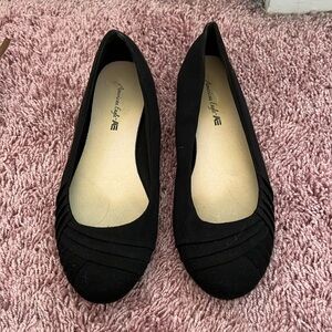 Black American Eagle flats